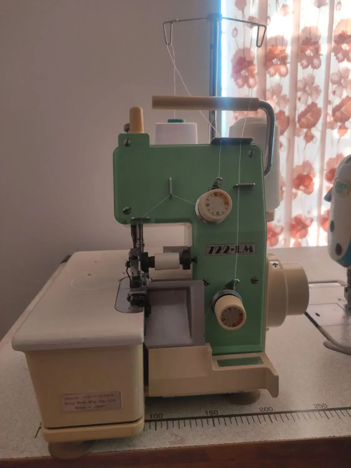 چرخ سردوزدونخ|چرخ خیاطی و ریسندگی|کازرون, |دیوار