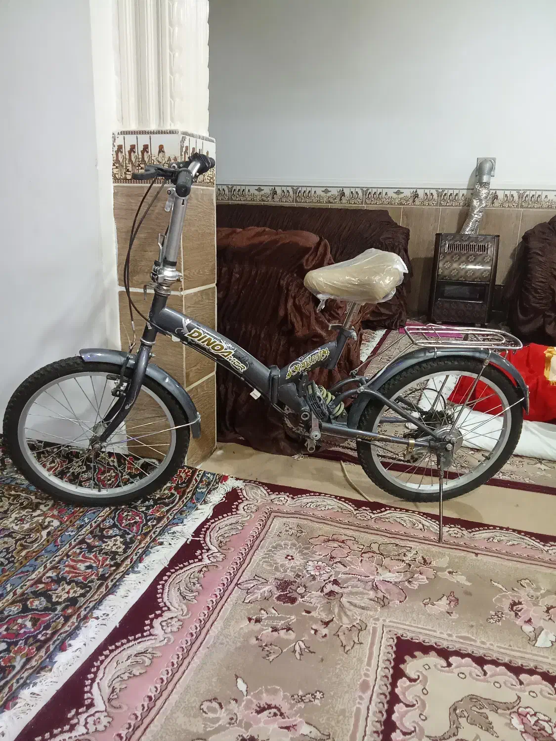 دوچرخه تاشو سایز بیست|دوچرخه، اسکیت، اسکوتر|شیراز, کوشک میدان|دیوار