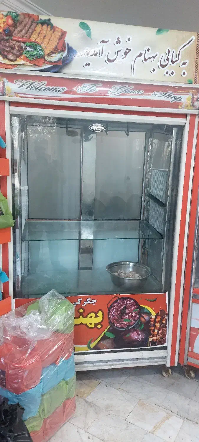 یخچال ویترینی مناسب برای کبابی و قصابی|فروشگاه و مغازه|گرگان, |دیوار