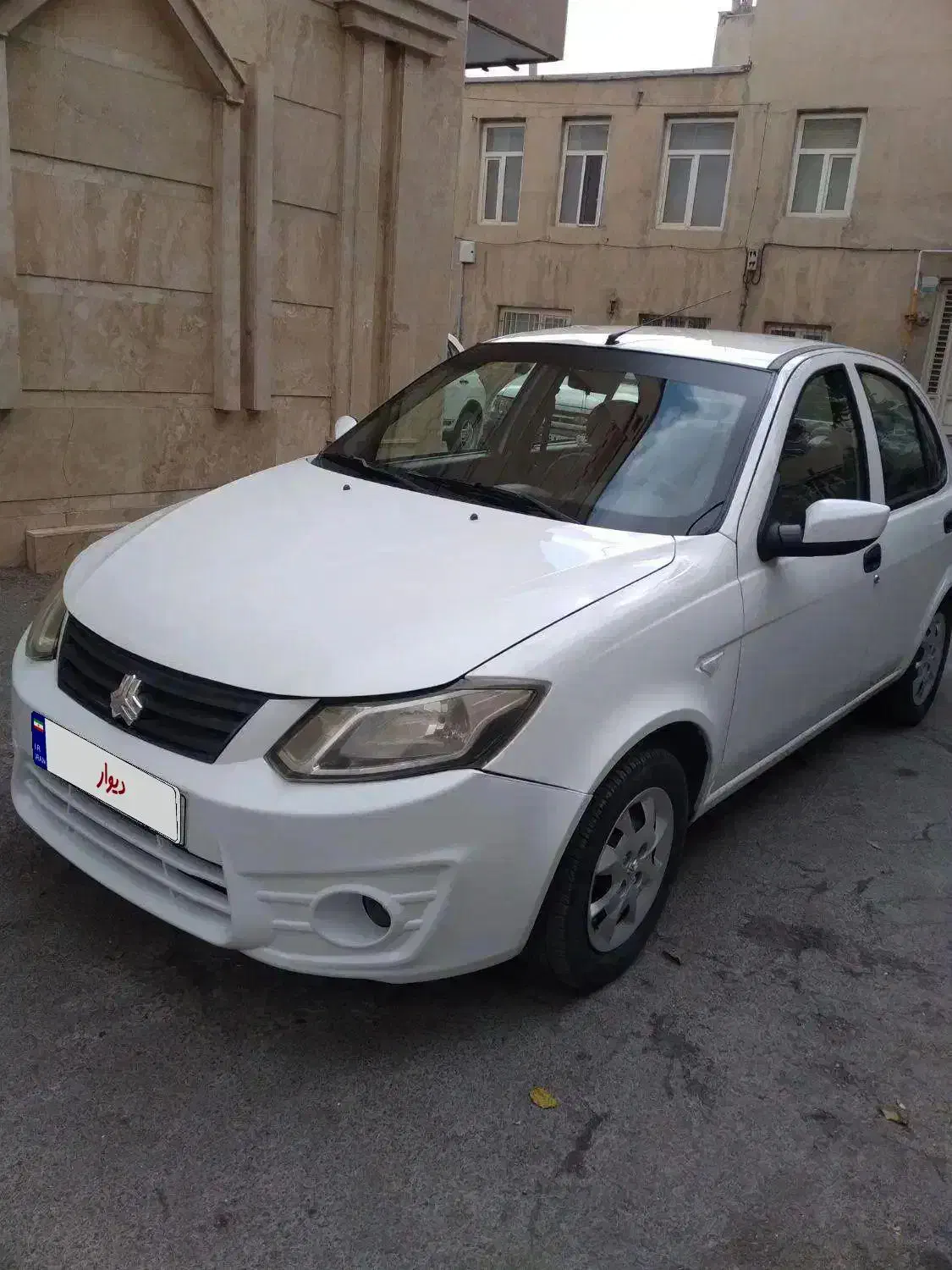 ساینا مدل ۹۹|خودرو سواری و وانت|اراک, |دیوار