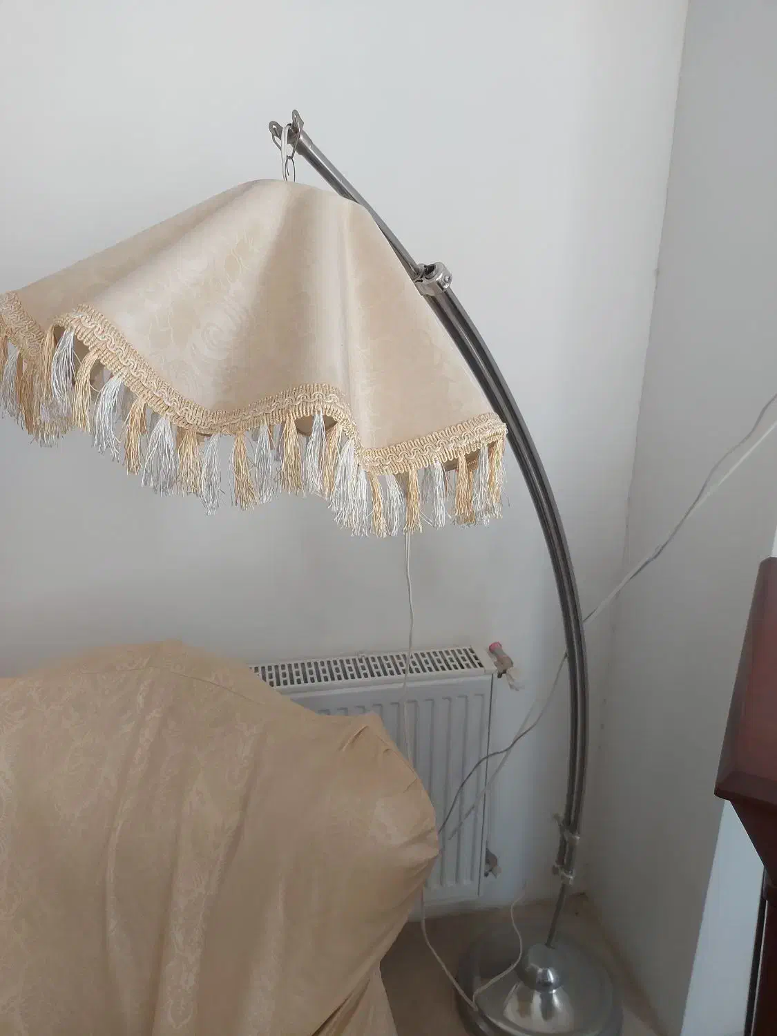 آباژور ایستاده|چراغ خواب و آباژور|تبریز, |دیوار