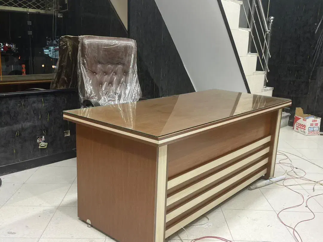 میز اداری و صندلی|مبلمان اداری|تهران, سهروردی|دیوار