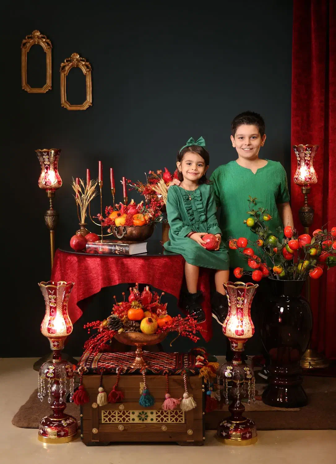 پکیج عکاسی آتلیه مخصوص یلدا به همراه لباس|خدمات پذیرایی، مراسم|کرج, اصفهانیها|دیوار