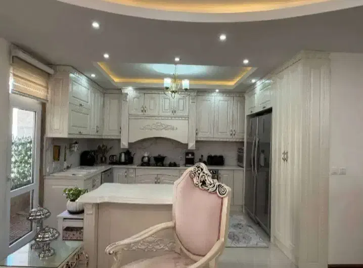 همخونه و نگهداری از فرزند|استخدام سرایداری و نظافت|قم, شهرک قدس|دیوار