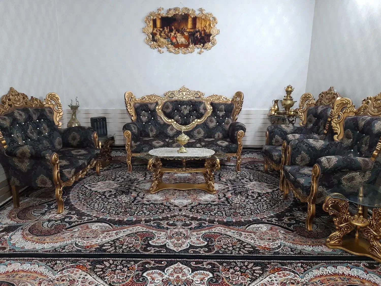 مبل ۷ نفره سلطنتی|مبلمان خانگی و میز عسلی|بروجرد, |دیوار