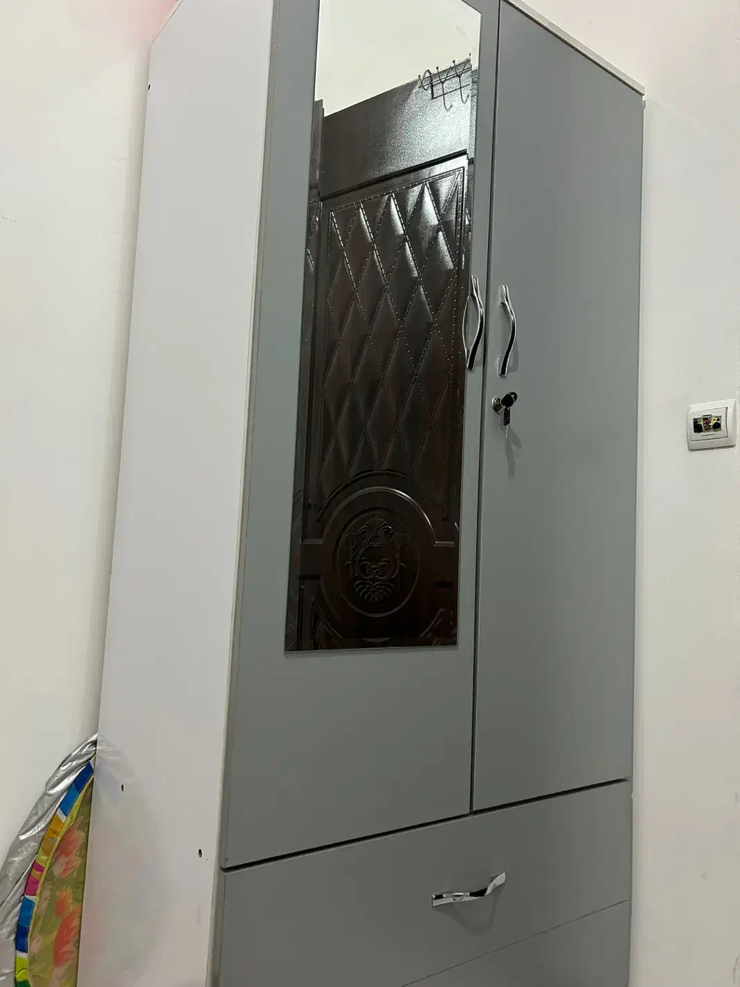 کمد|جاکفشی، کمد، دراور|باقرشهر, |دیوار