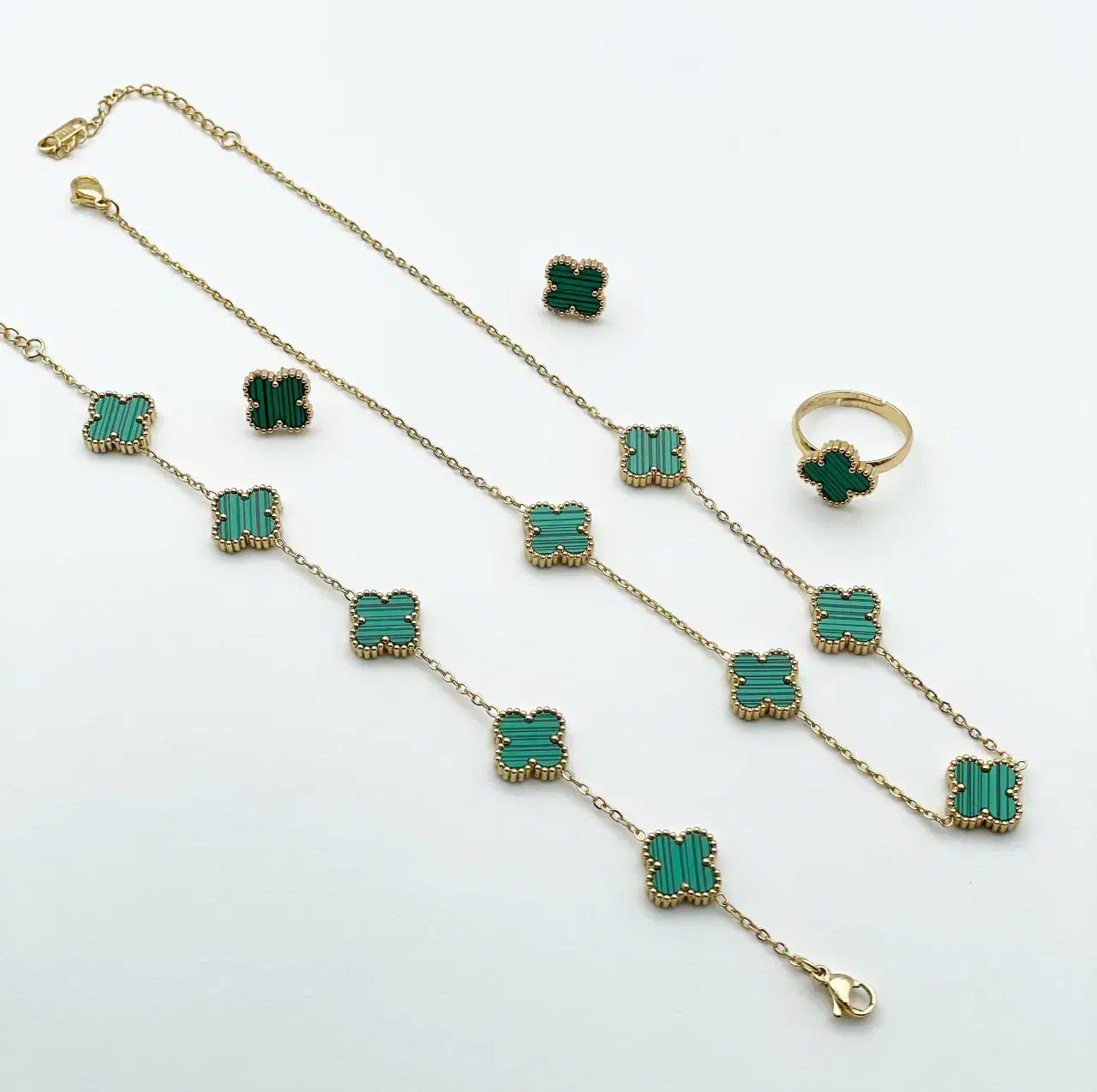 ست وانکلیف|بدلیجات|مهاباد (آذربایجان غربی), |دیوار