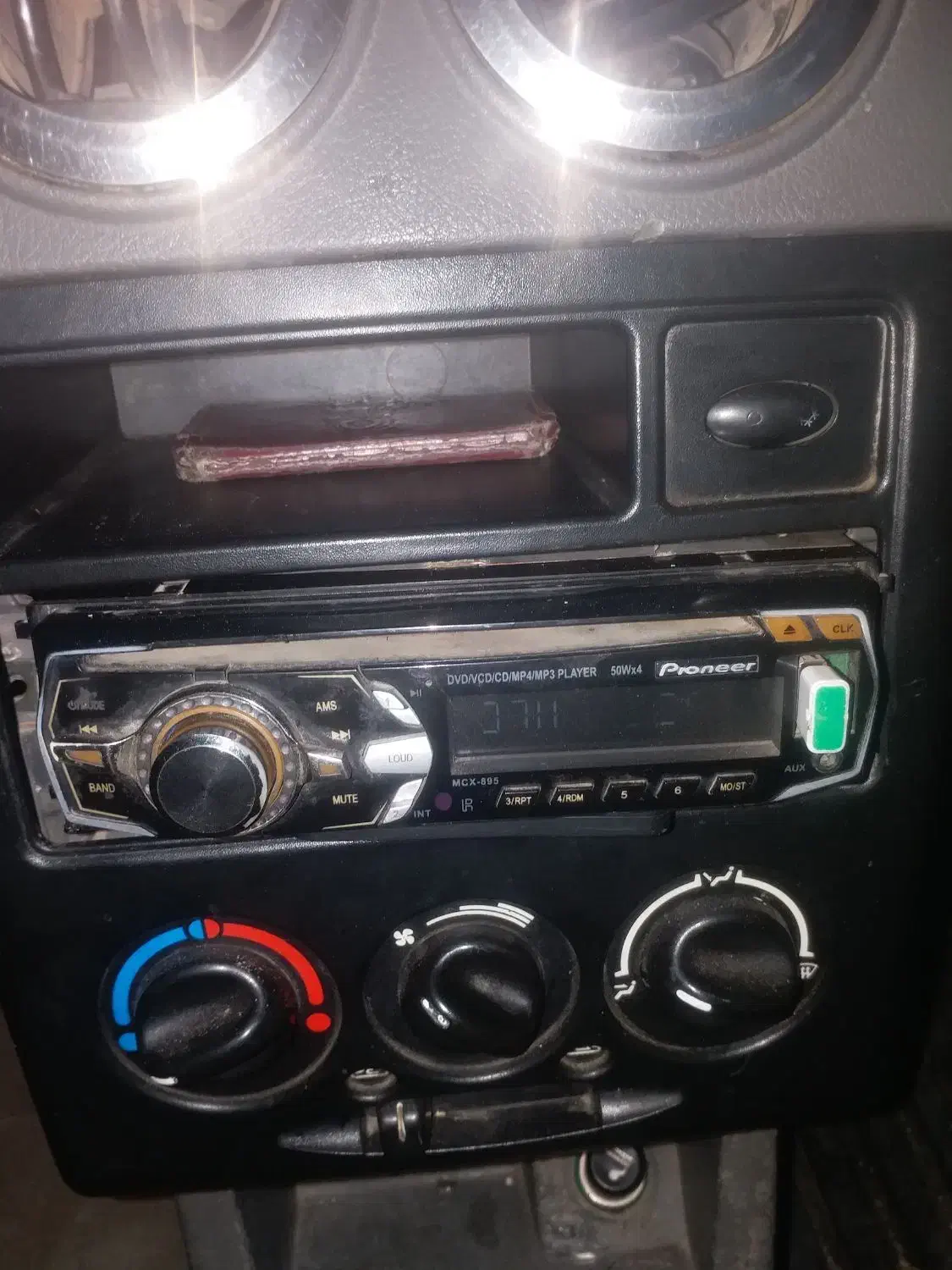 پخش خودروسیستم خور و یک عدد مانیتور آیینه ای|قطعات یدکی و لوازم جانبی|بندر ماهشهر, |دیوار