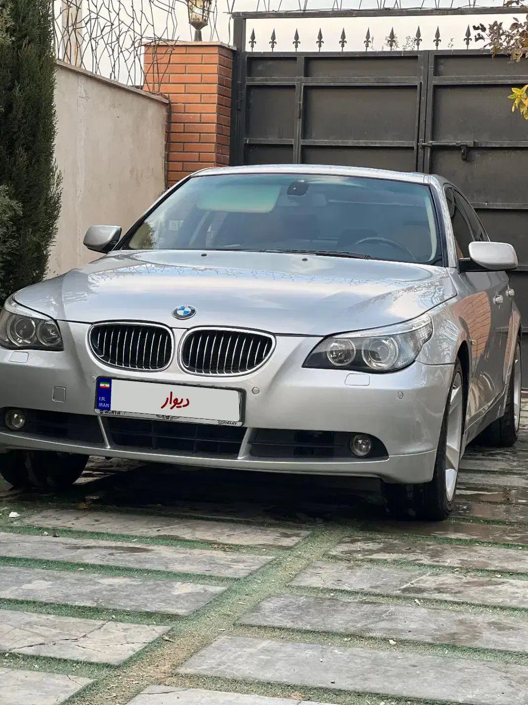 بی ام و ۵۲۵|خودرو سواری و وانت|کرج, ساسانی (قلمستان)|دیوار