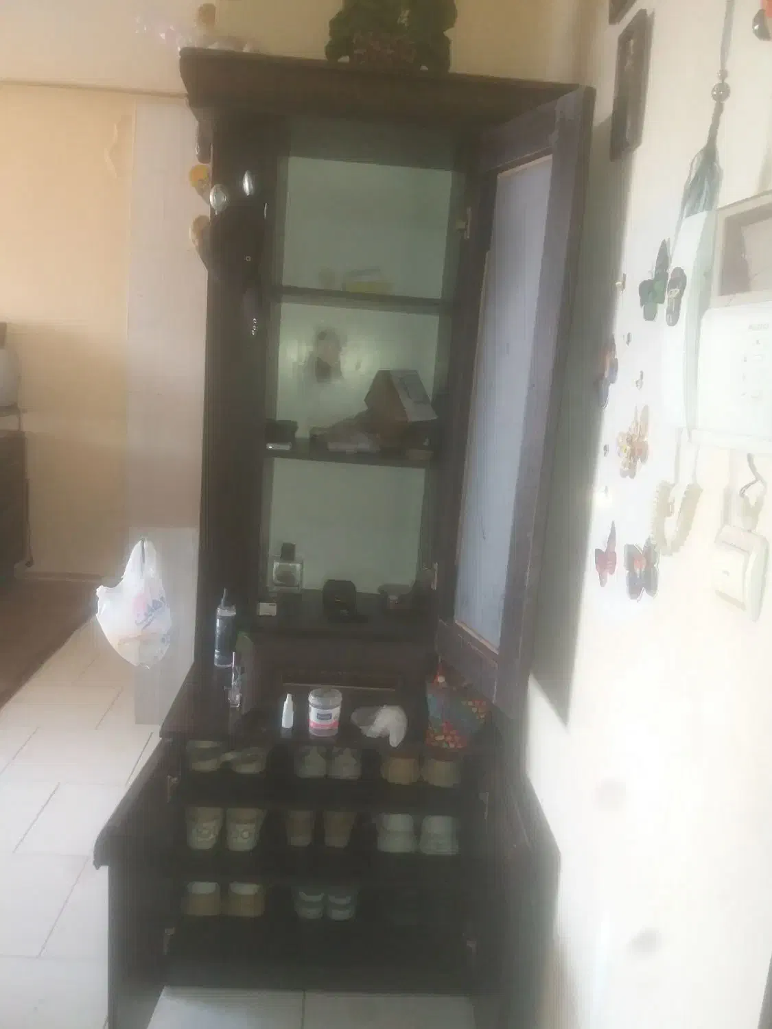 جاکفشی جادار|جاکفشی، کمد، دراور|پرند, فاز ۵|دیوار