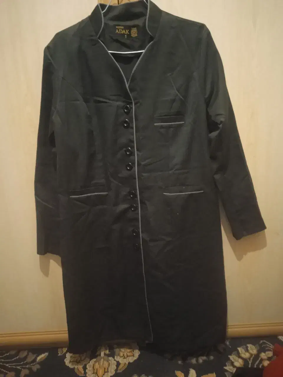 لباس|لباس|ایوان, |دیوار