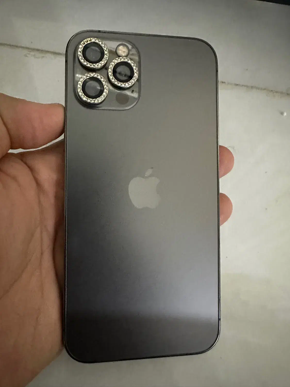 ۱۲ پرو در حد نو|موبایل|مشهد, پروین اعتصامی|دیوار