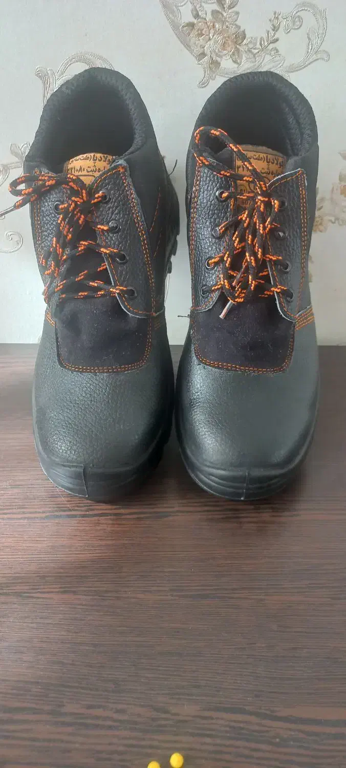 کفش کارایمن تمام دوخت فولادپا مدل البرزسایز۴۲|کیف، کفش، کمربند|گلبهار, شهر جدید گلبهار|دیوار