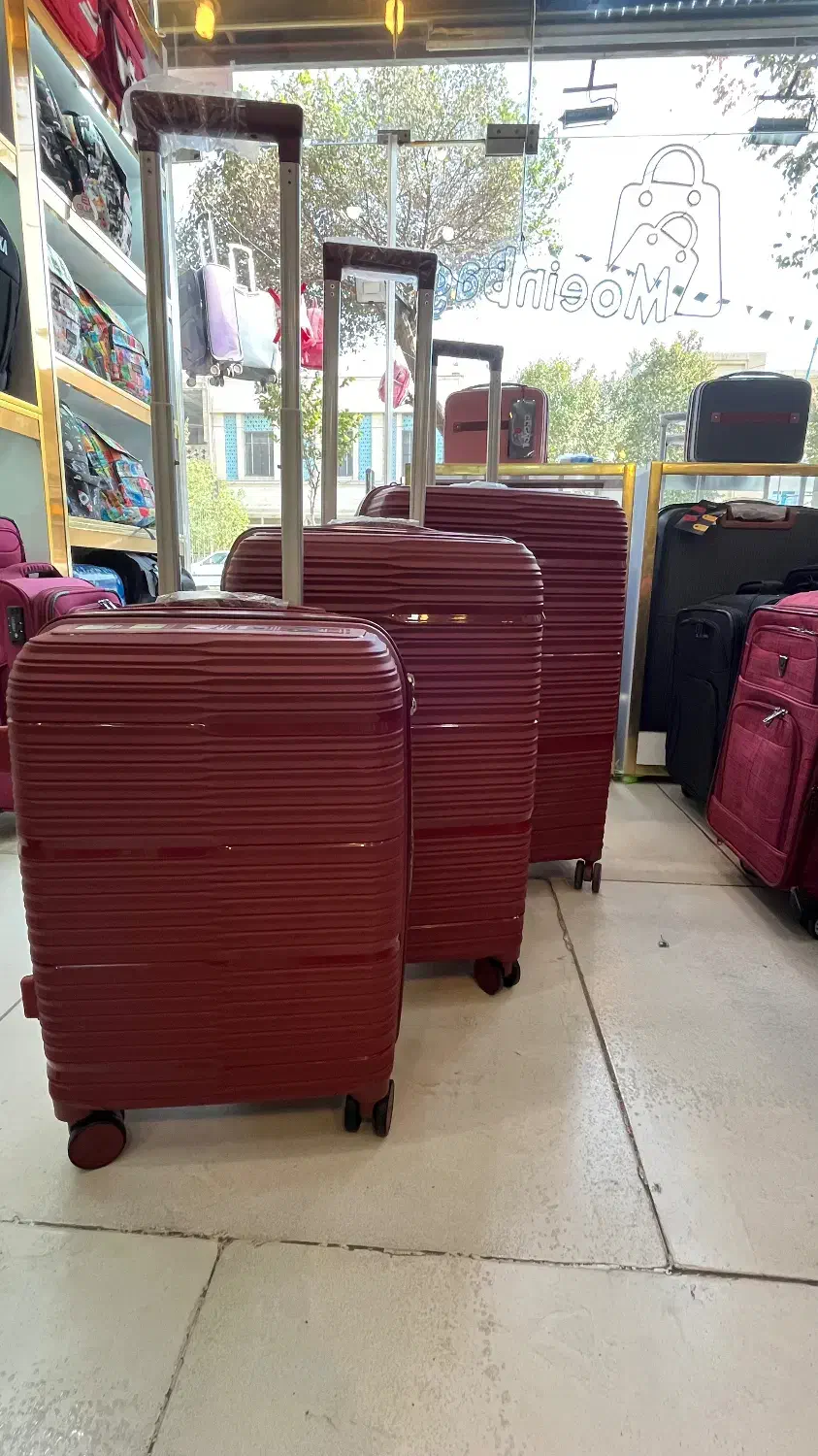 چمدان نشکن|کیف، کفش، کمربند|یزد, |دیوار