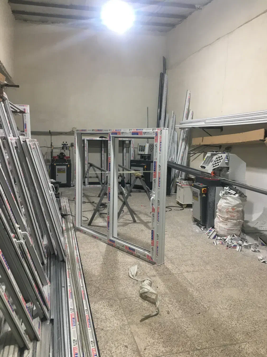 پنجره و درب یو پی وی سی شیشه دوجداره|خدمات پیشه و مهارت|آبسرد, |دیوار