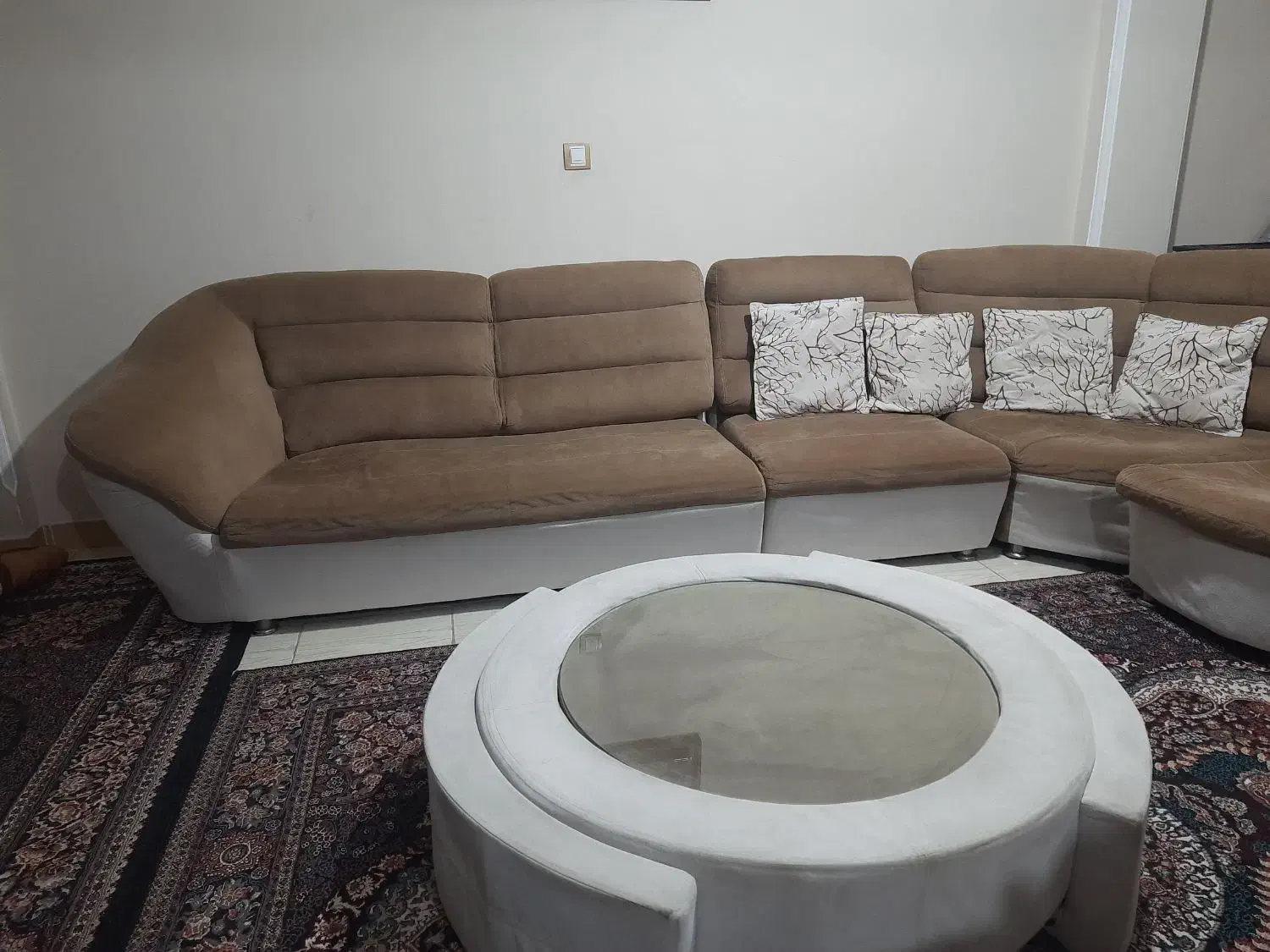 مبل کار کرده|مبلمان خانگی و میز عسلی|رشت, توشیبا|دیوار