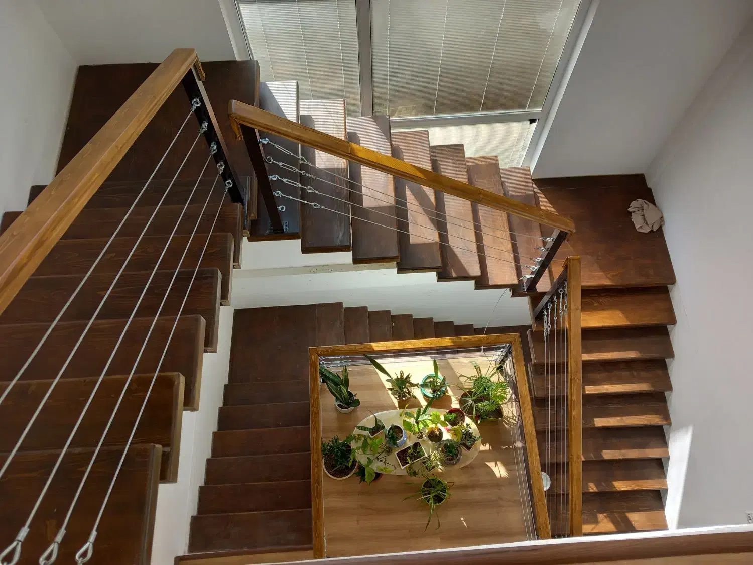 پله پیچ|مصالح و تجهیزات ساختمان|قم, قلعه صدری|دیوار