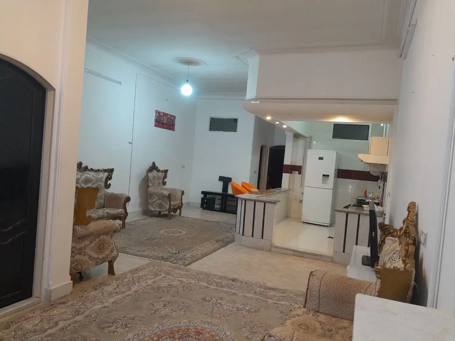 سویت منزل دربست ۱۷۰متر دو طبقه روزانه.هفتگی.ماهانه|اجارهٔ کوتاهمدت آپارتمان و سوئیت|قم, مصلاء|دیوار