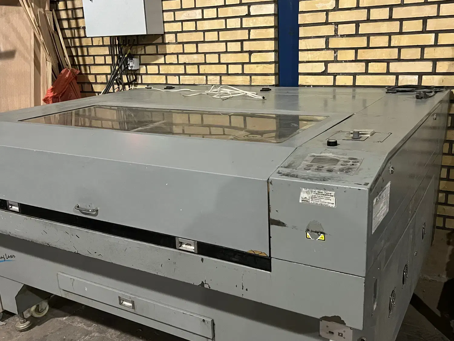 لیزر برش یومینگ ( بهترین کمپانی) درحد به قیمت ویژه|ماشینآلات صنعتی|قنوات, |دیوار