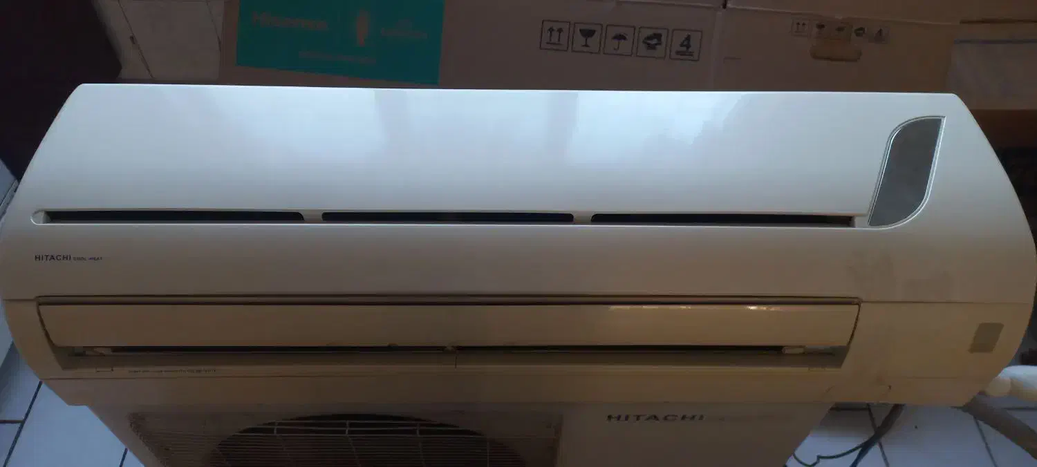 کولر گازی هیتاچی سی هزار|کولر گازی و فنکوئل|بروجرد, |دیوار