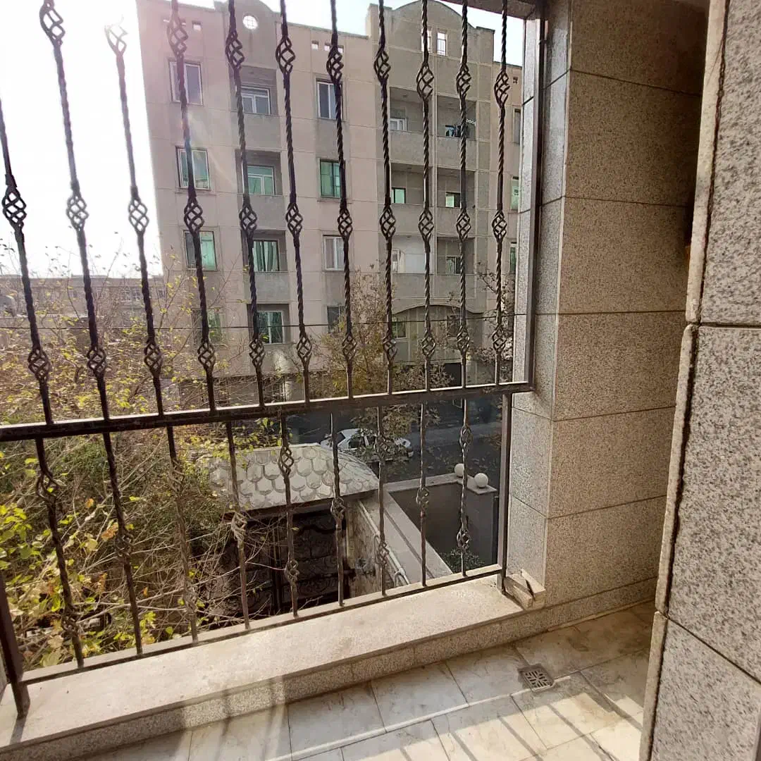 ۶۵ متر ۱خواب ( پونک فکوری)