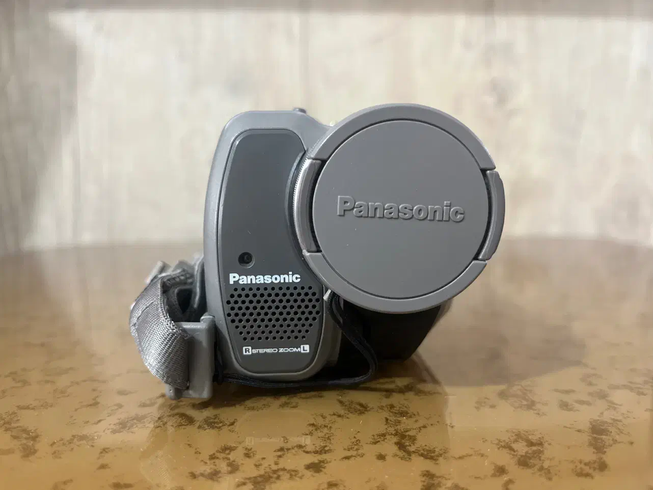 دوربین فیلمبرداری پاناسونیک|دوربین عکاسی و فیلمبرداری|تهران, نازیآباد|دیوار