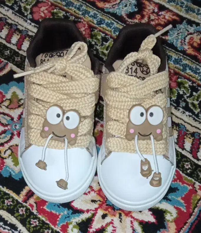 کفش|کفش و لباس بچه|یزد, |دیوار