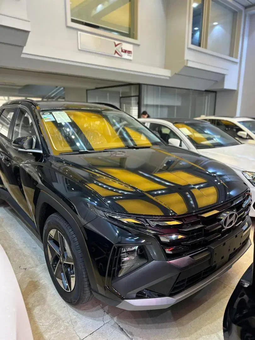 توسان لانگ  فول مشکی 2025|خودرو سواری و وانت|تهران, سهروردی|دیوار