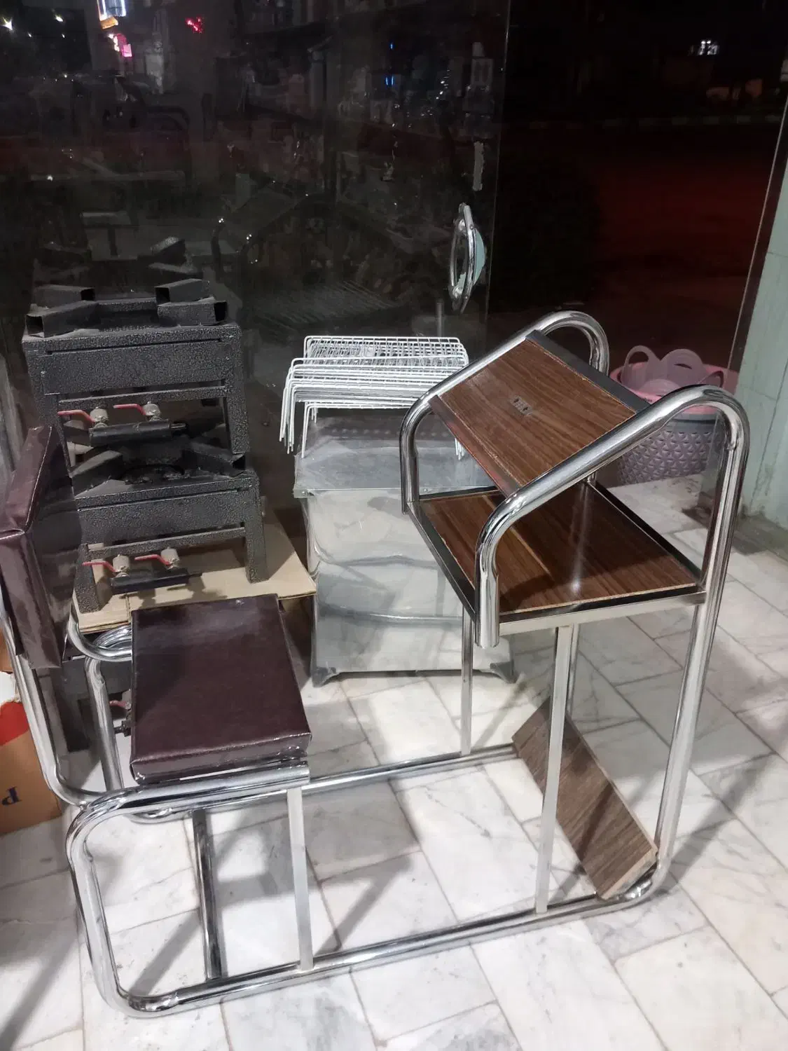 صندلی نماز حرمی|صندلی و نیمکت|میان جلگه, |دیوار