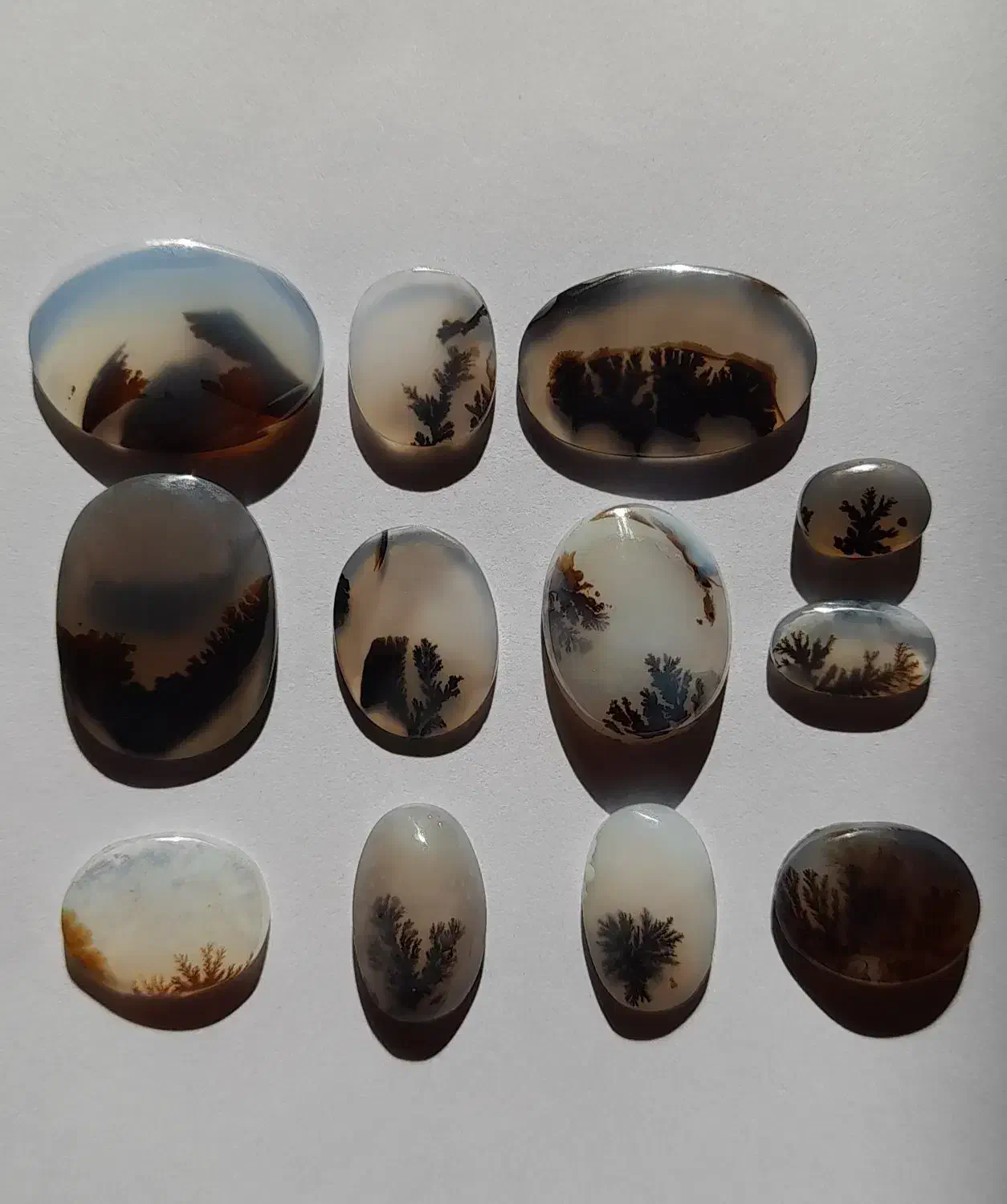 کلکسیون عتیقه سنگ شجر معاوضه با انگشتر شجر زبرجد|کلکسیون اشیاء عتیقه|زنجان, |دیوار