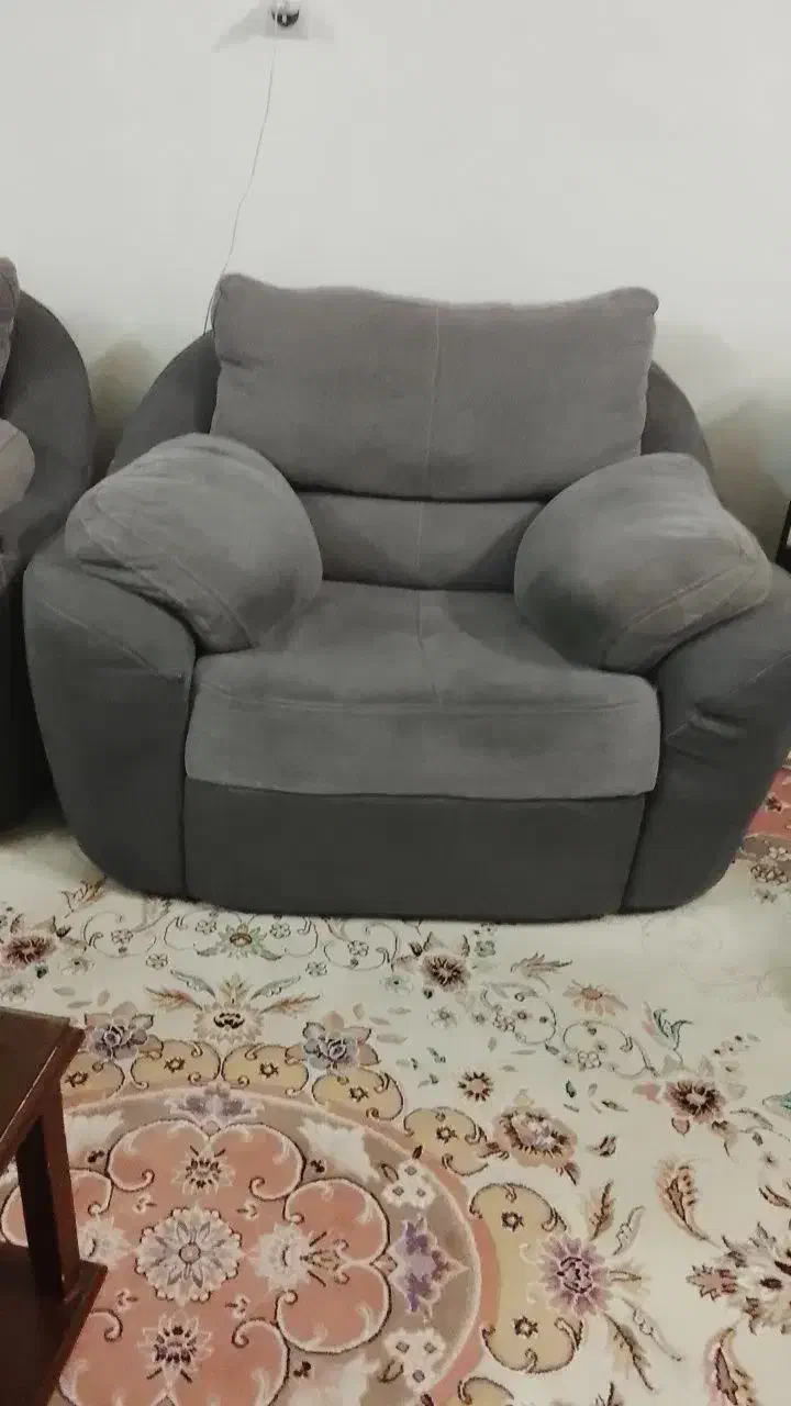 مبل ۴ نفره|مبلمان خانگی و میز عسلی|کرج, حسینآباد|دیوار