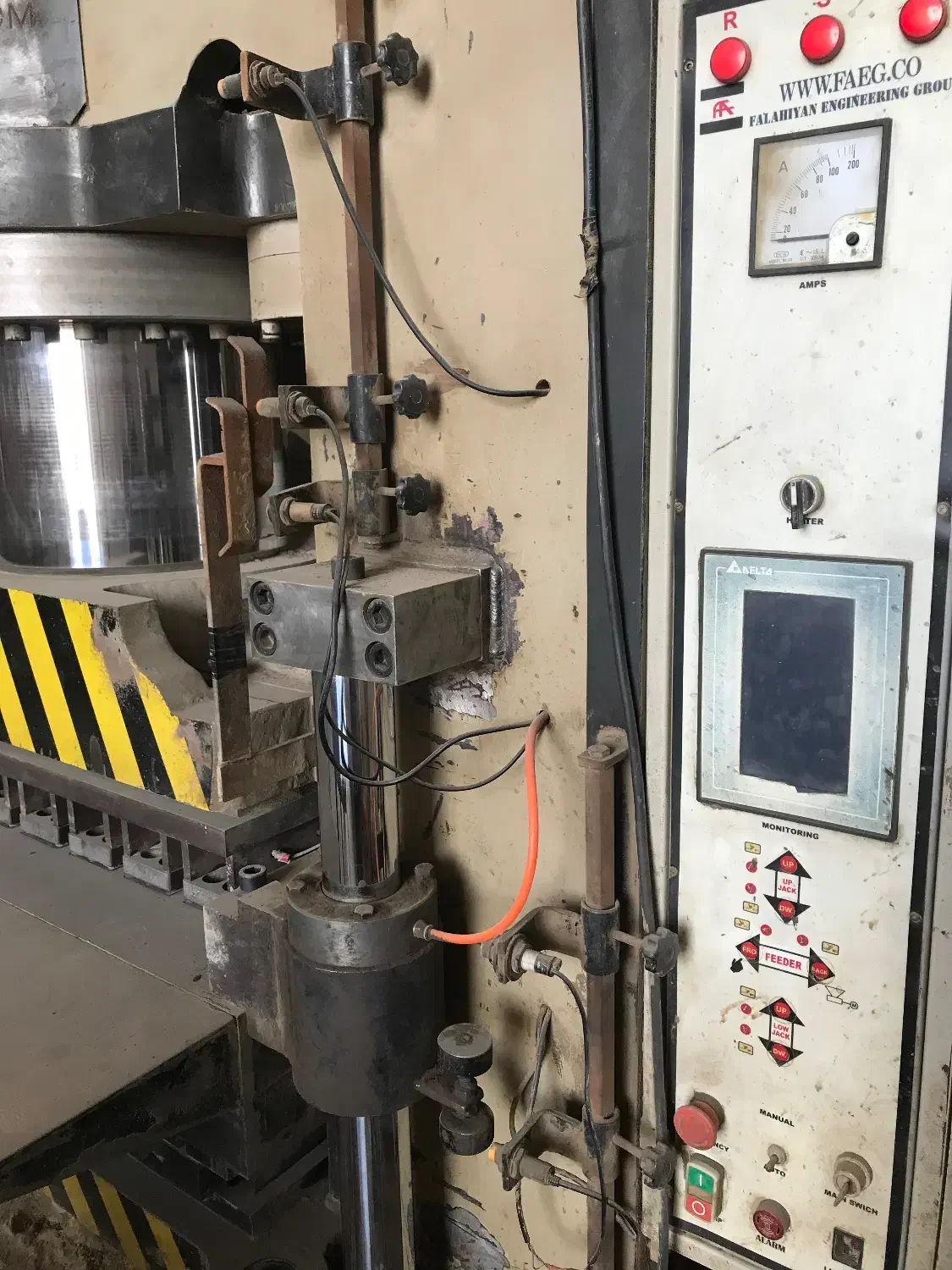 دستگاه پرس|ماشینآلات صنعتی|برخوار, |دیوار