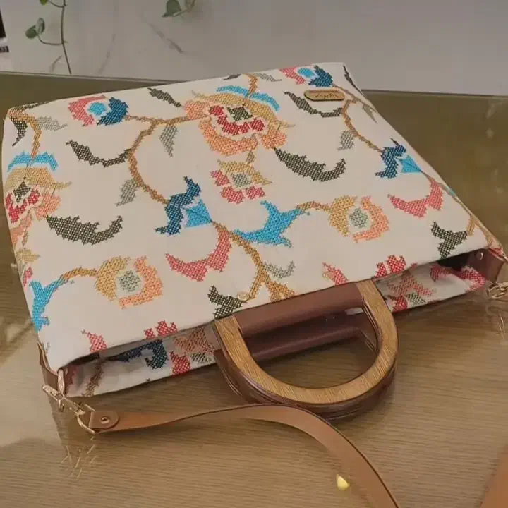 کیف مجلسی .اسپرت .کوله .کیف پول ولوازم آرایش|کیف، کفش، کمربند|چالوس, |دیوار