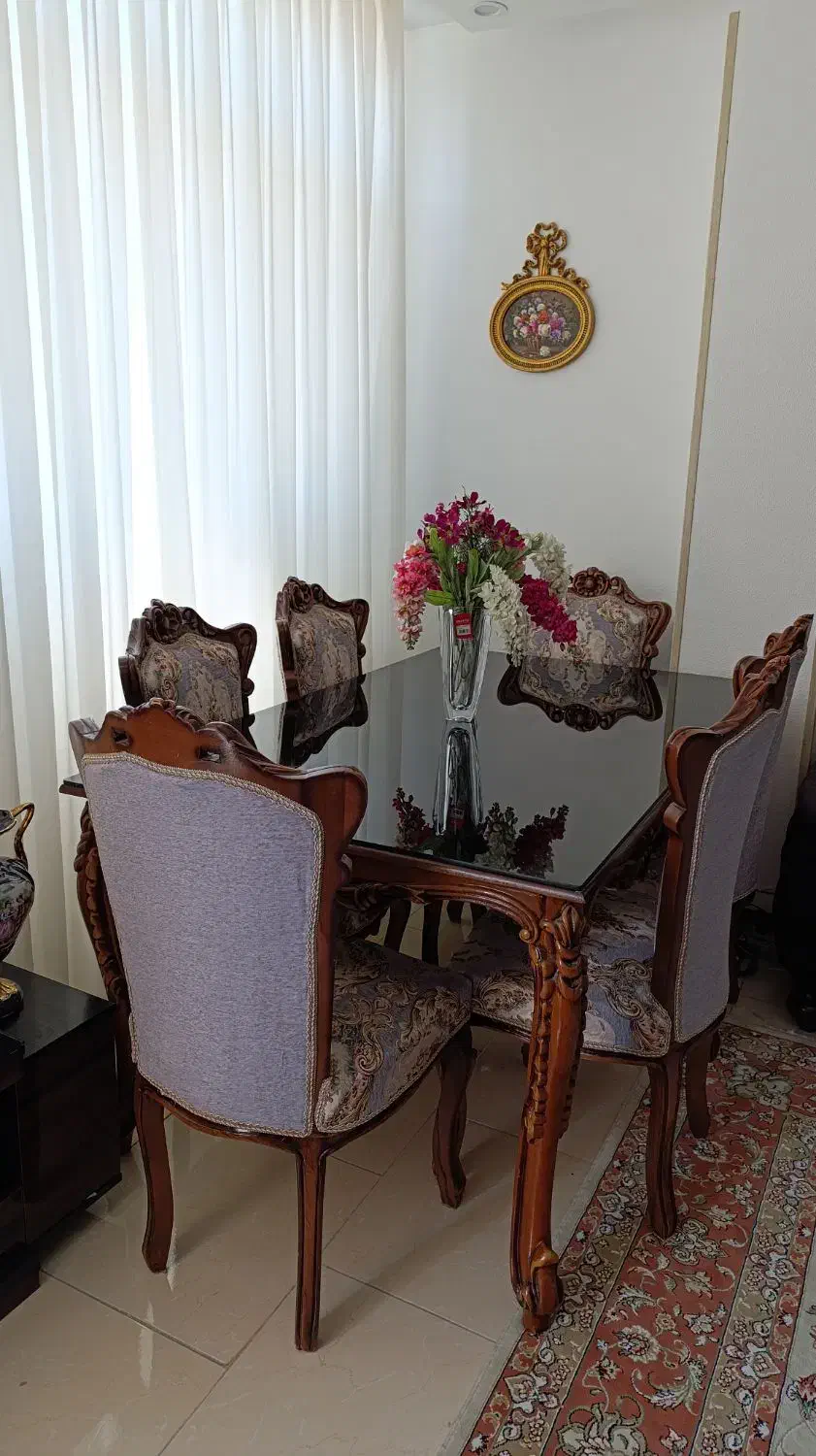 میز نهار خوری چوب گردو|میز و صندلی غذاخوری|شاهین‌شهر, شهرک میلاد|دیوار