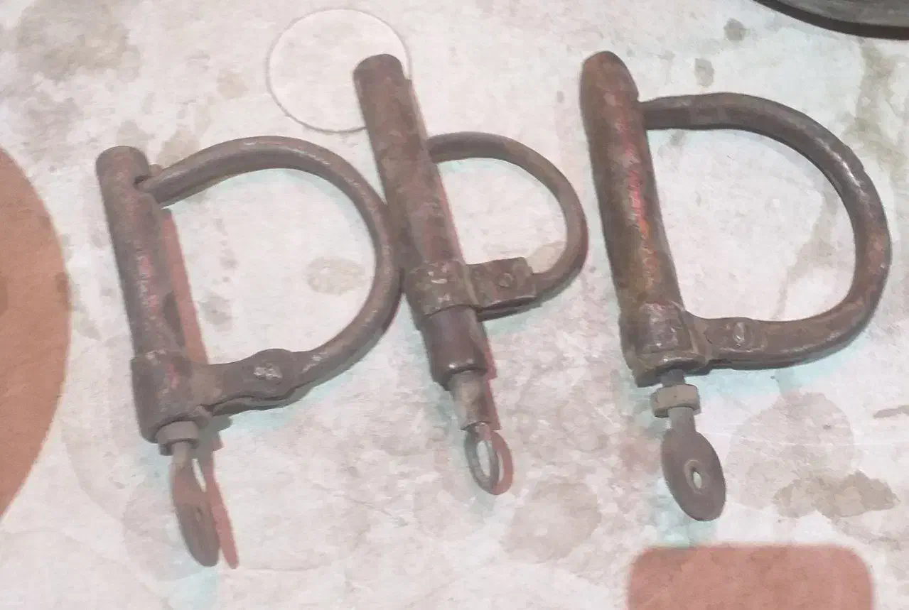 ۳عددقفل فولادی کهنه باکلید|کلکسیون اشیاء عتیقه|بندرعباس, |دیوار