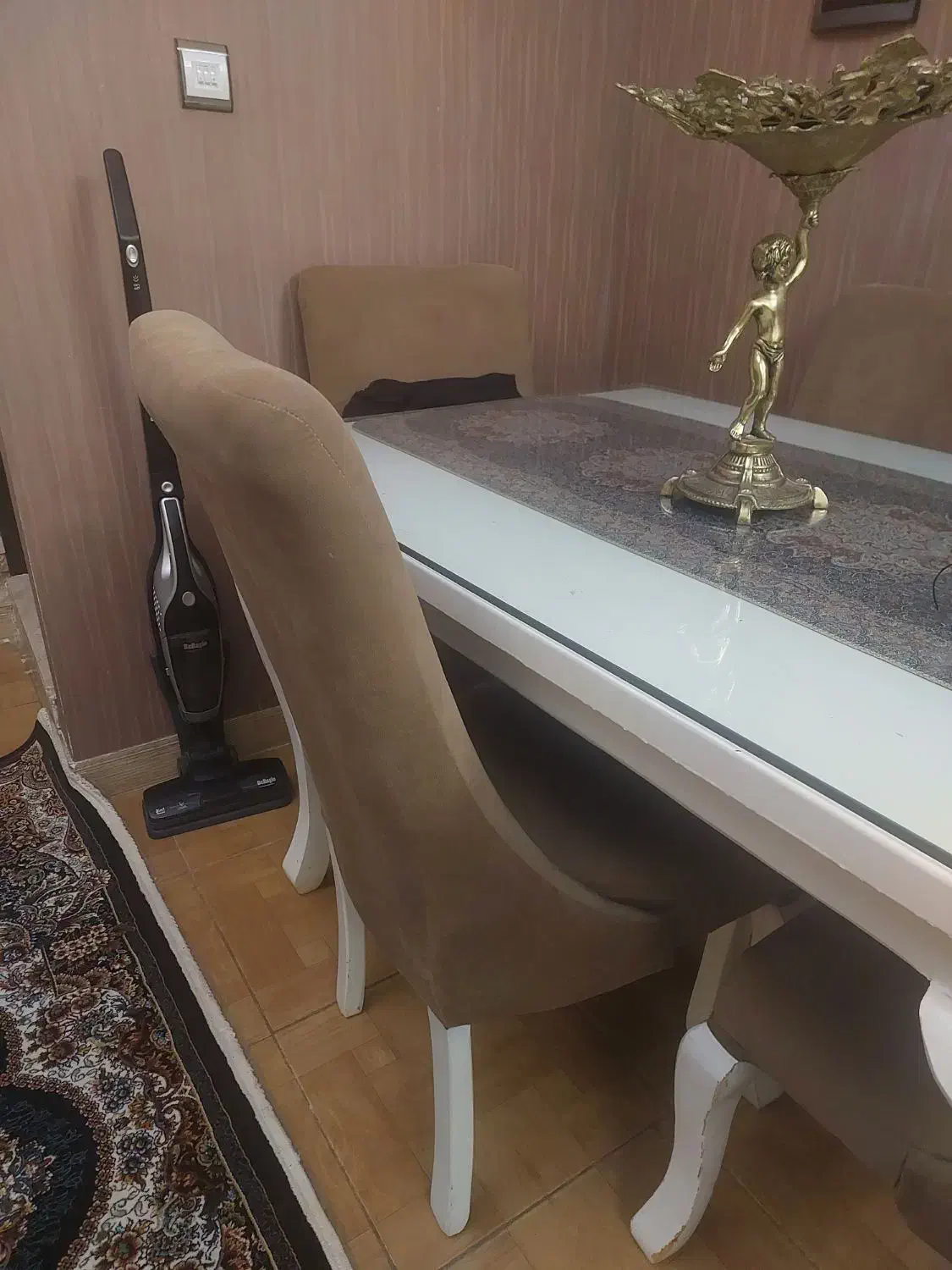 ناهار خوری|میز و صندلی غذاخوری|تویسرکان, |دیوار