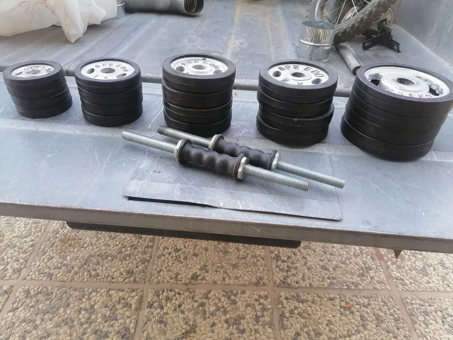 دمبل|تجهیزات ورزشی|صدرا-فارس, فاز ۱|دیوار