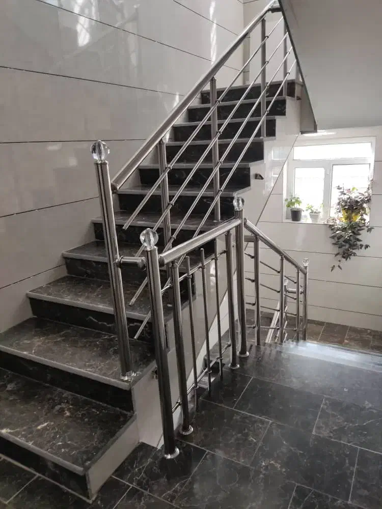 گروه نرده استیل پاییز|خدمات پیشه و مهارت|شیراز, نصر|دیوار