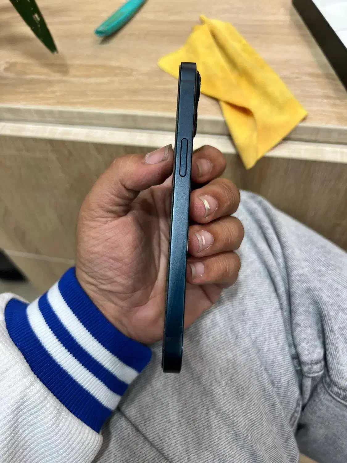 13 نرمال|موبایل|جیرفت, |دیوار