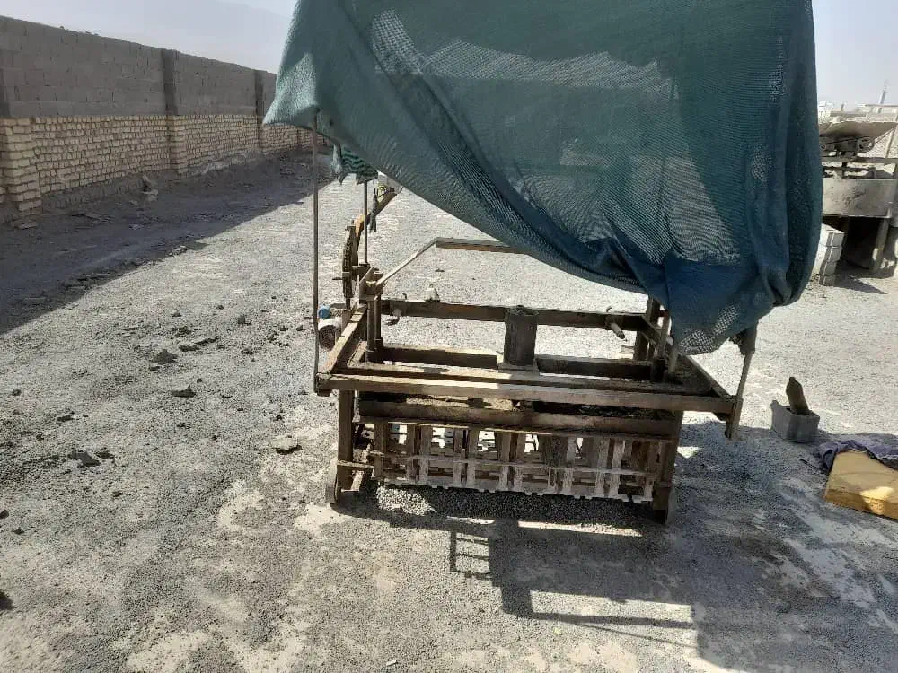 دستگاه بلوک زنی|ماشینآلات صنعتی|کاشان, دشت لتحر|دیوار