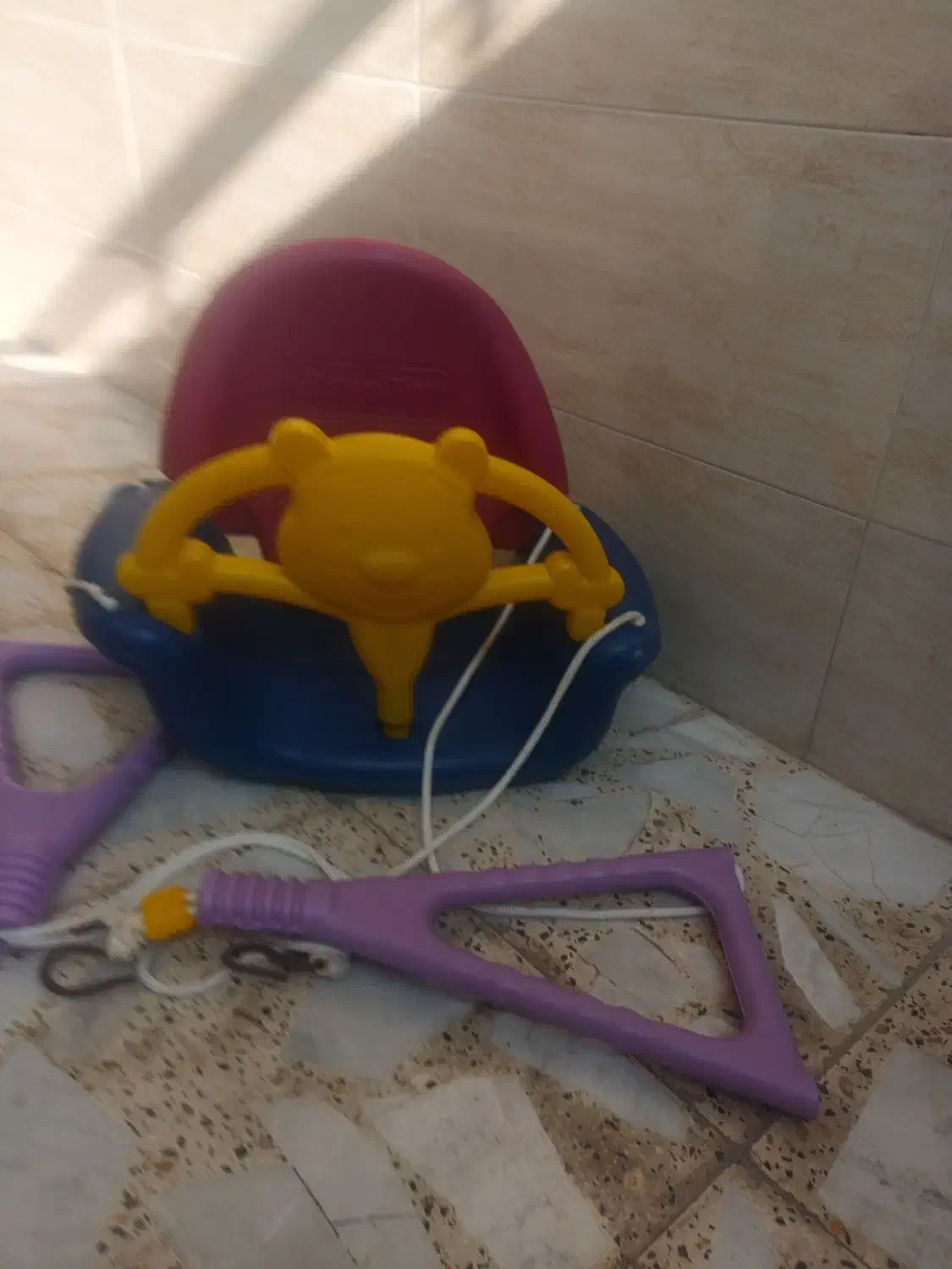 تاپبجه|اسباببازی بچه|رشت, کوی طالقانی|دیوار