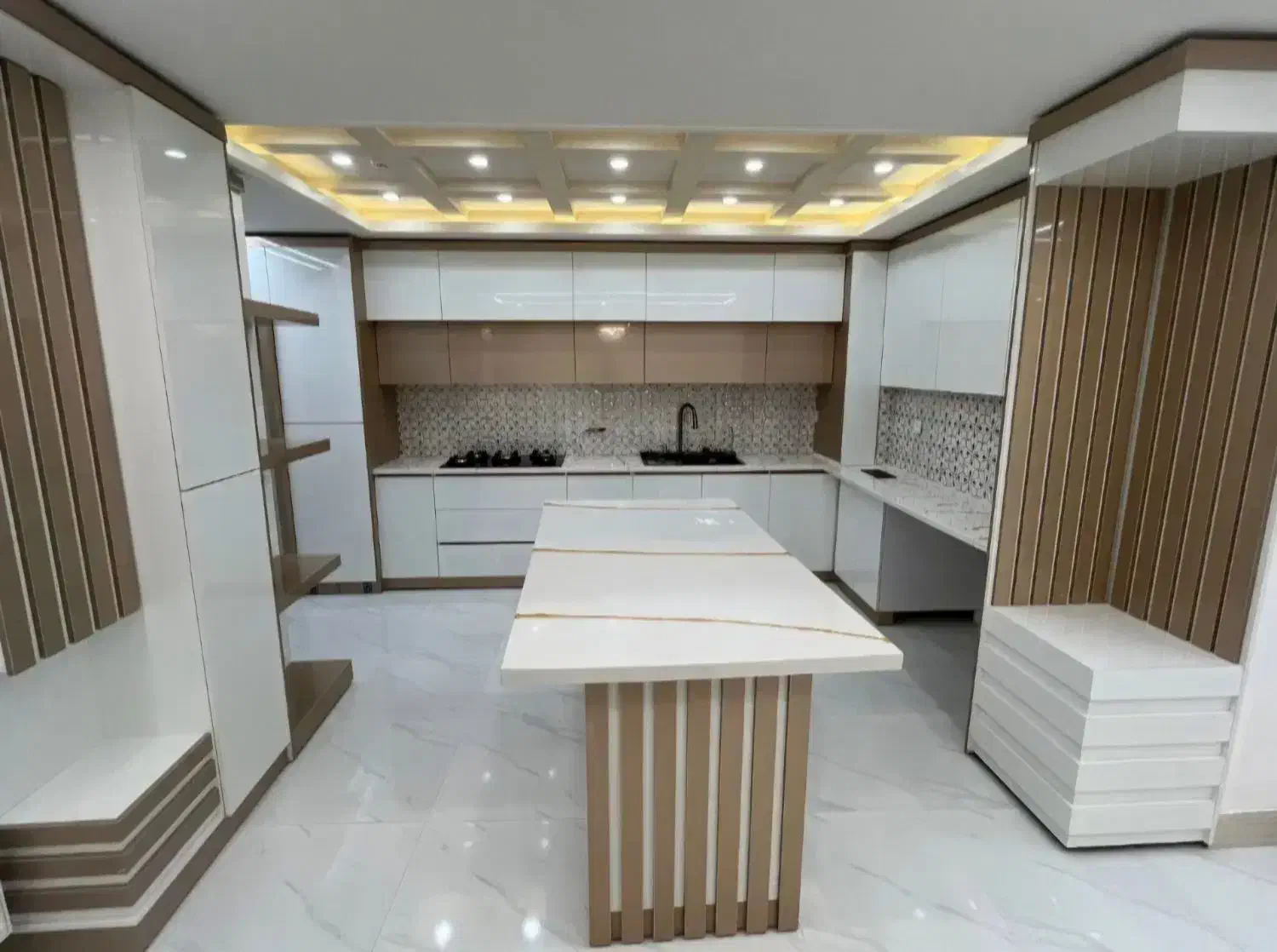 اجاره آپارتمان ۱۹۸ متر ۳ خواب تک واحدی فردوسی ۱|اجارهٔ آپارتمان|ارومیه, |دیوار