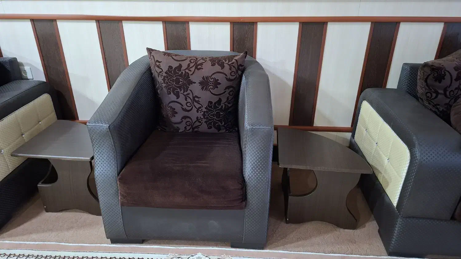 مبل|مبلمان خانگی و میز عسلی|فرخ‌شهر, |دیوار