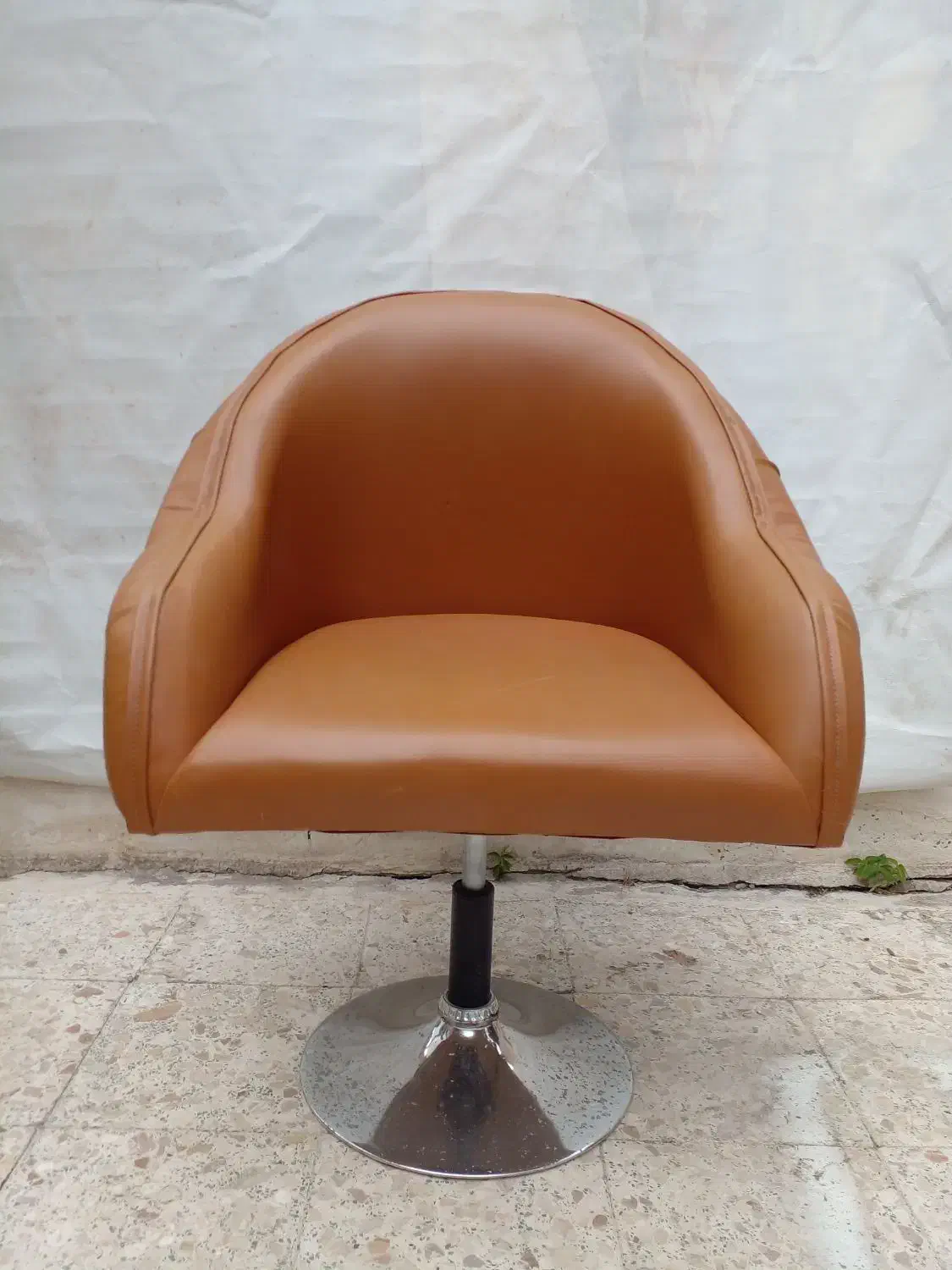 صندلی جکی چستر قهوه ای درحد نو|صندلی و نیمکت|خرم‌آباد (تنکابن), |دیوار