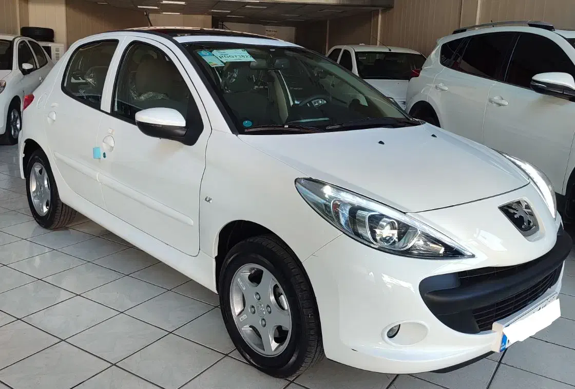 پژو۲۰۷ TU5 ارتقاء یافته مدل ۱۴۰۳|خودرو سواری و وانت|شیراز, سیلو|دیوار