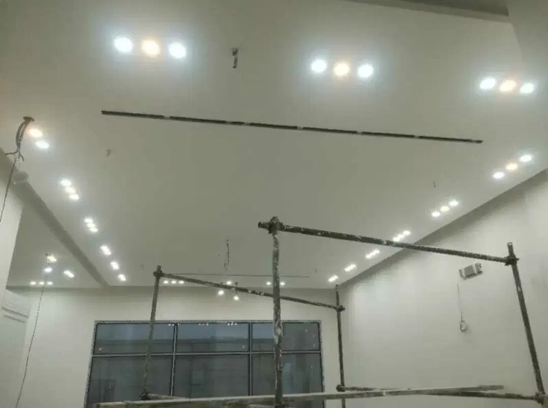 برق کار،خرده کاری برق ،اتصالی و سیم کشی کامل|خدمات پیشه و مهارت|مشهد, کوی المهدی|دیوار