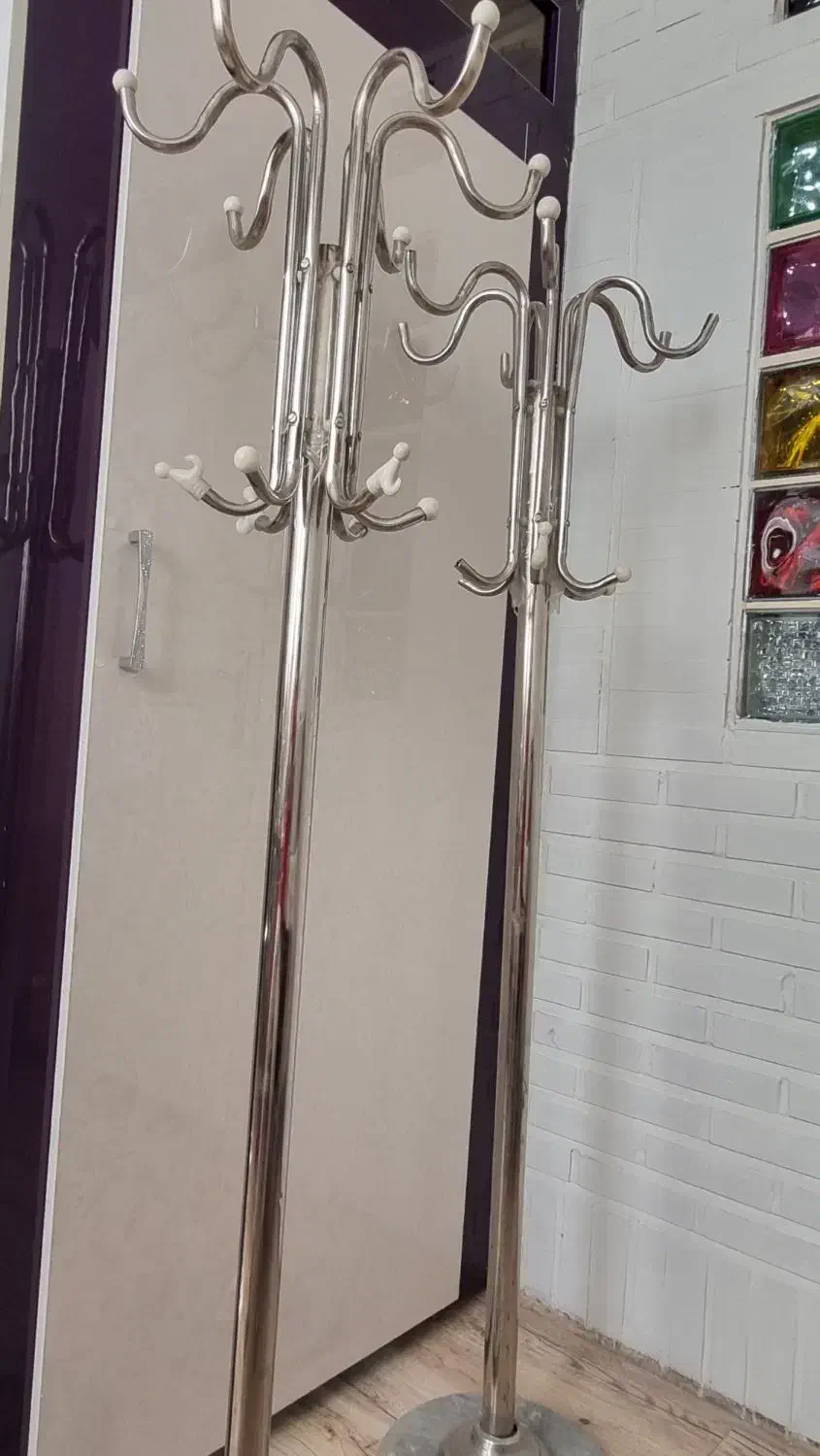 چوب لباسی ایستاده استیل پایه سنگ مرمر|بندرخت و رختآویز|سبزوار, ابوریحان|دیوار