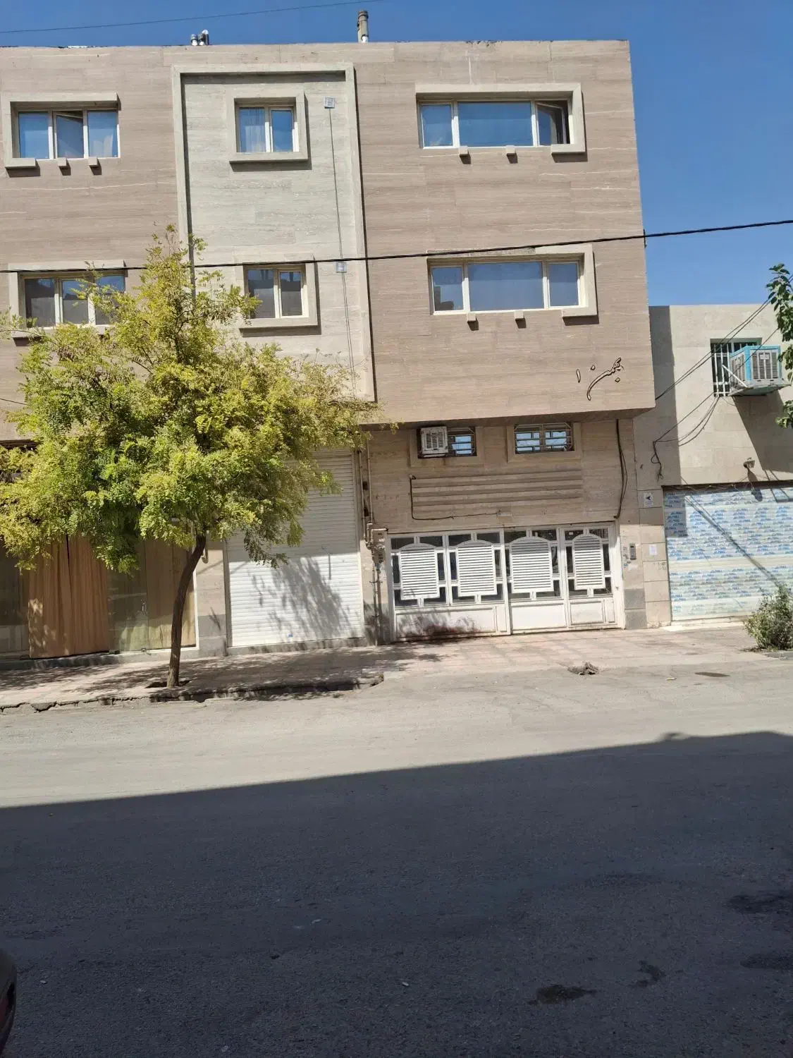 آپارتمان دوخواب شهرک لاله|اجارهٔ آپارتمان|شیراز, جوادیه|دیوار