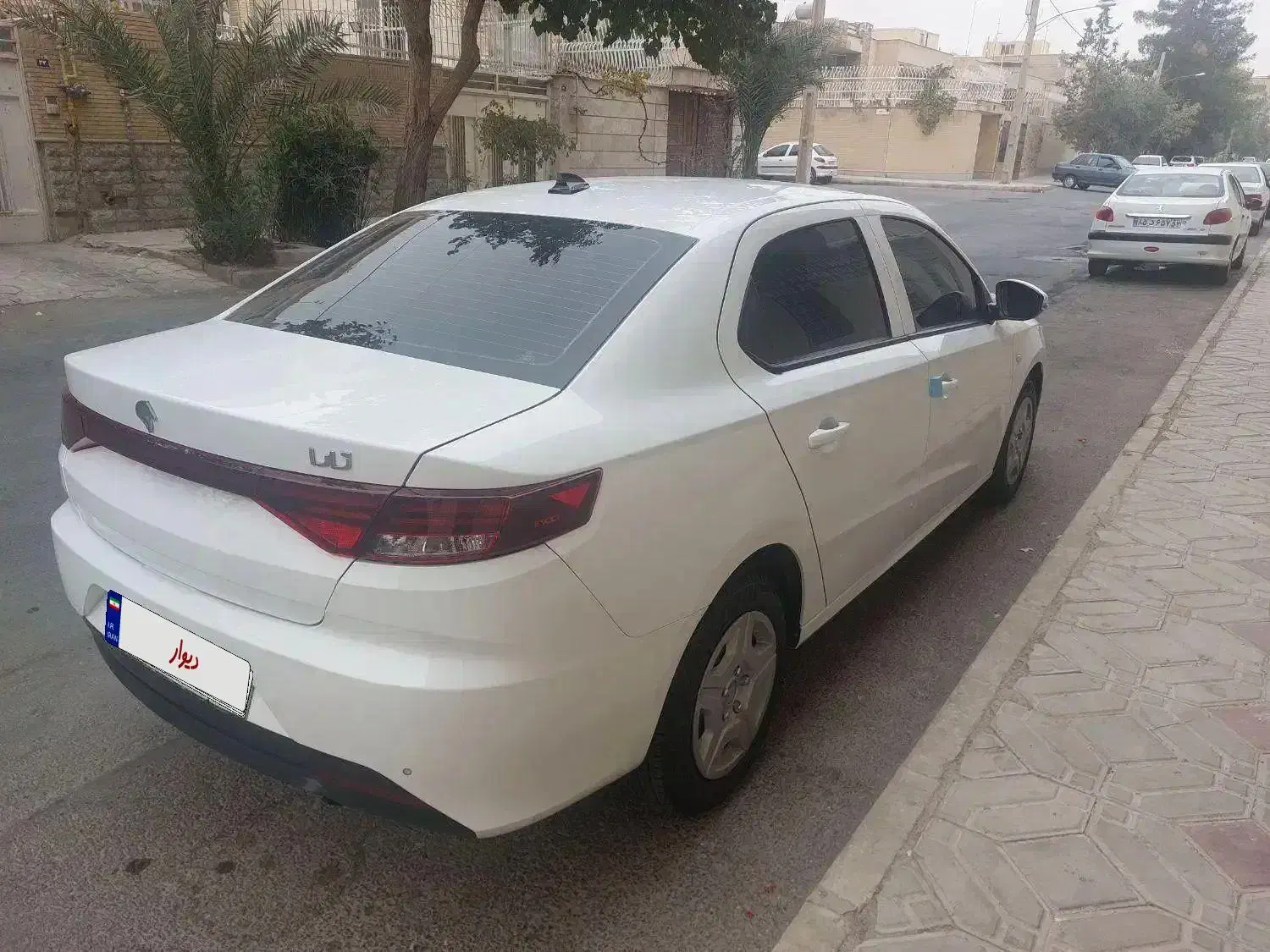 تارا 6 دنده کم کار|خودرو سواری و وانت|اصفهان, شاهزید|دیوار