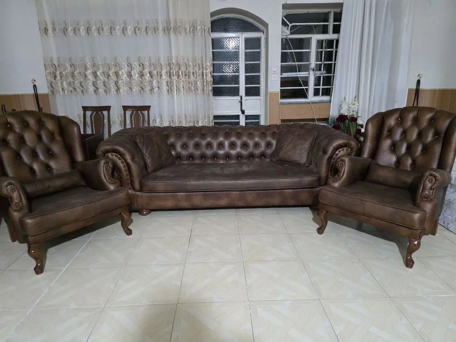 مبل چستر چرمی|مبلمان خانگی و میز عسلی|ارومیه, |دیوار